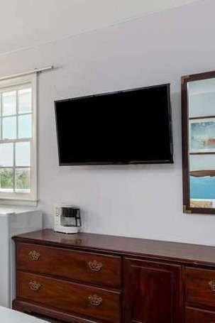 Hotel Travelodge by Wyndham Cape Cod Area photo 4