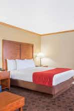 Hotel Baymont Kasson Rochester Area photo 1