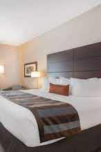 Hotel Wingate Altoona/Medical Center photo 1