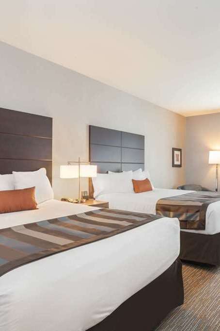 Hotel Wingate by Wyndham Altoona Downtown/Medical Center photo 2