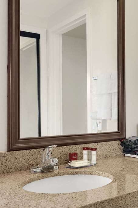 Hotel Ramada by Wyndham Torrance photo 4