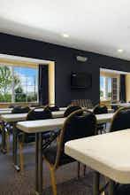 Hotel Microtel Columbus Ft Benning photo 5