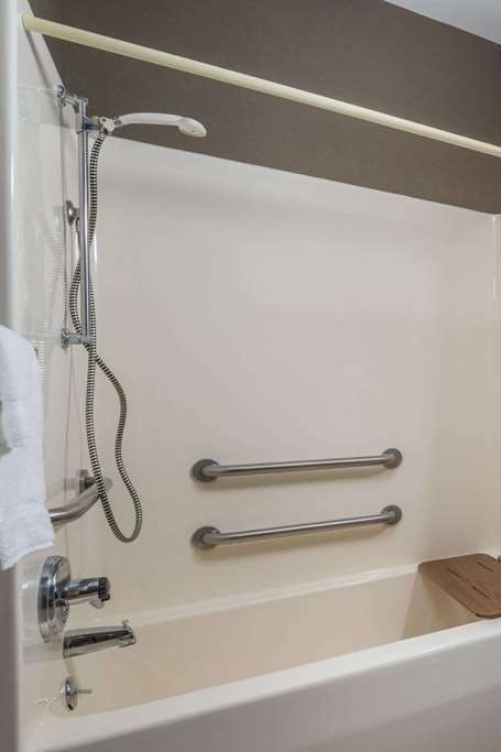 Hotel Ramada by Wyndham Catlettsburg/Ashland photo 5