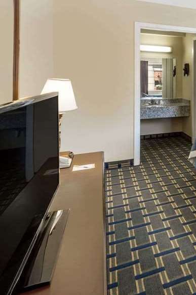 Hotel Days Inn by Wyndham Plymouth photo 4