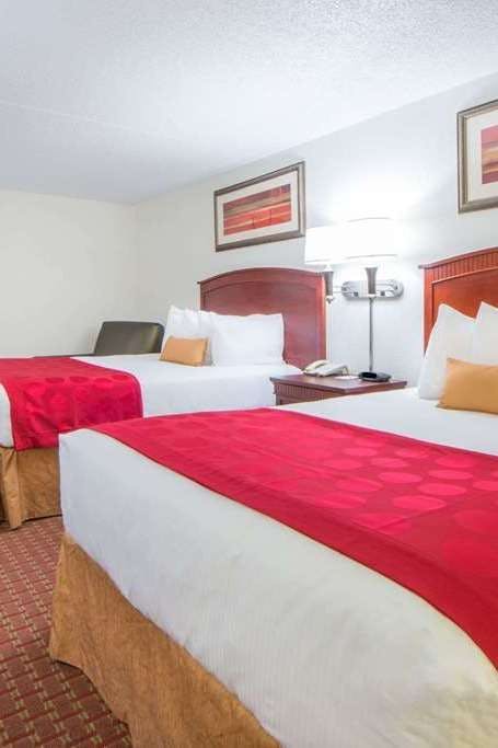 Hotel Ramada Enid photo 2