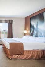 Hotel Super 8 by Wyndham Meadow Lake photo 1