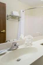 Hotel Microtel Inn & Suites by Wyndham Leesburg/Mt Dora photo 4