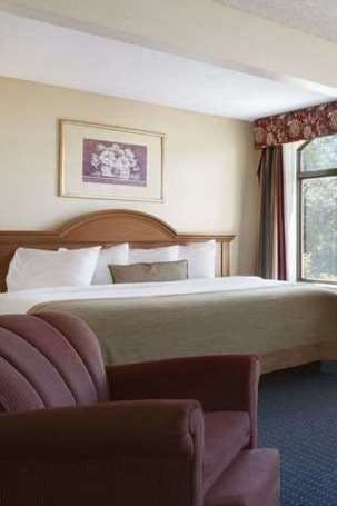 Hotel Wingate by Wyndham Augusta/Fort Eisenhower photo 1