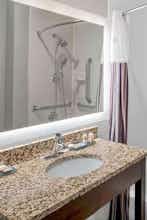Hotel La Quinta IS Cookeville photo 5