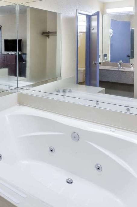 Hotel Days Inn by Wyndham Walterboro, SC photo 4