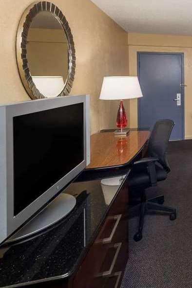 Hotel Days Inn by Wyndham Walterboro, SC photo 3