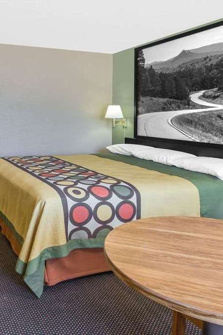 Hotel Super 8 Clarksville AR photo 1