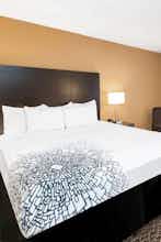 Hotel La Quinta Inn by Wyndham Clearwater Central photo 1