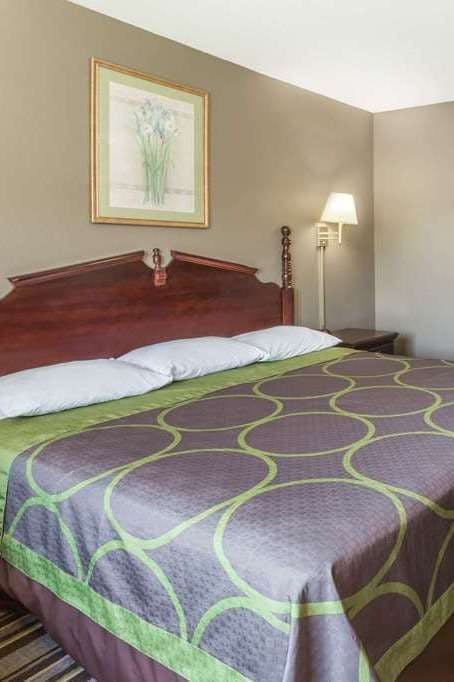 Hotel Super 8 Yorkville IL photo 1