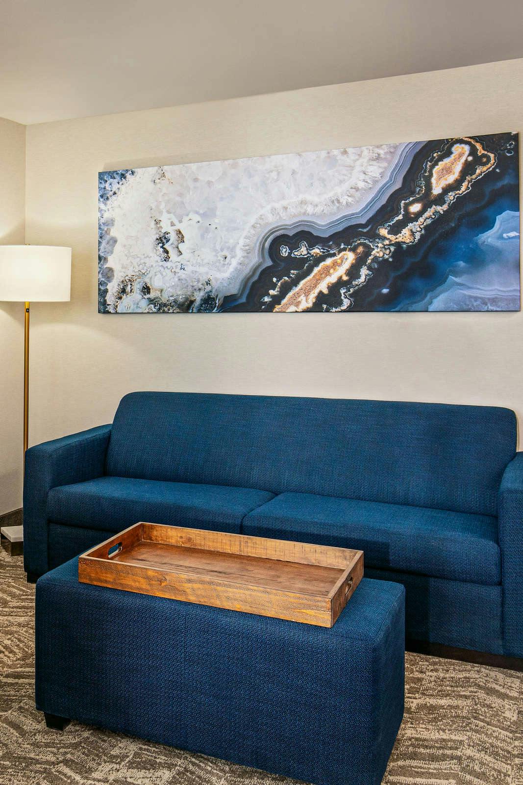 Hotel Springhill Suites by Marriott Boston Logan Airport Revere Beach photo 4