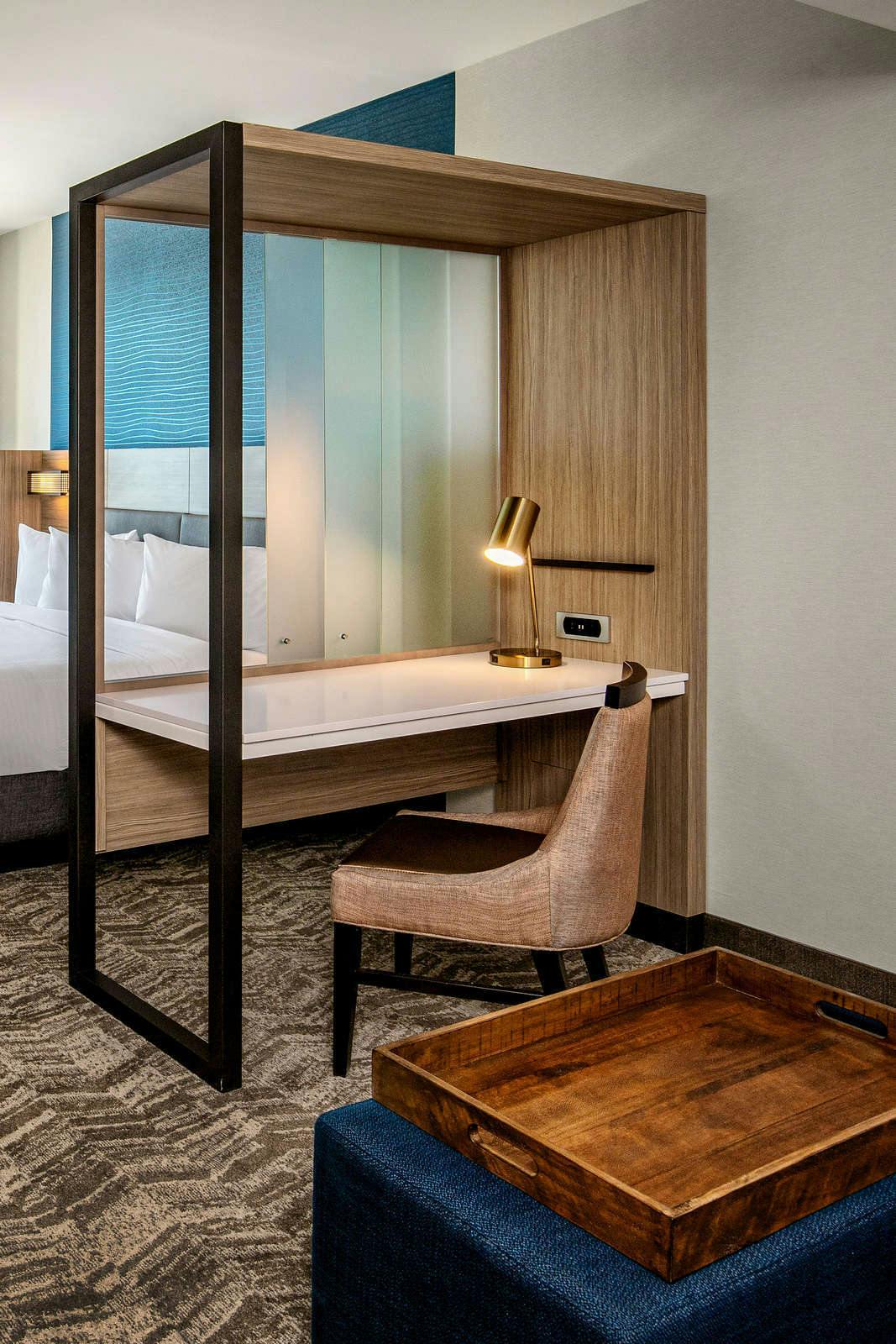 Hotel Springhill Suites by Marriott Boston Logan Airport Revere Beach photo 3