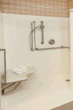 Hotel Baymont Inn and Suites Galesbu photo 5