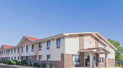 Super 8 by Wyndham Winchester VA