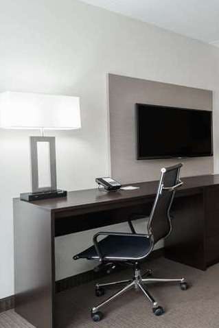 Hotel Wingate by Wyndham Bowling Green photo 3