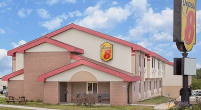 Super 8 Sheboygan