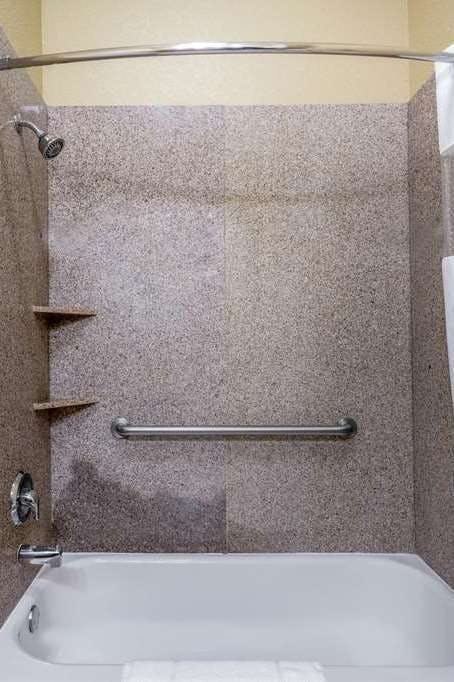 Hotel La Quinta Inn & Suites by Wyndham Vicksburg photo 5