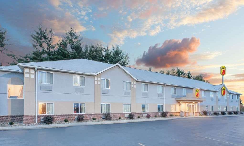 Super 8 by Wyndham Seville