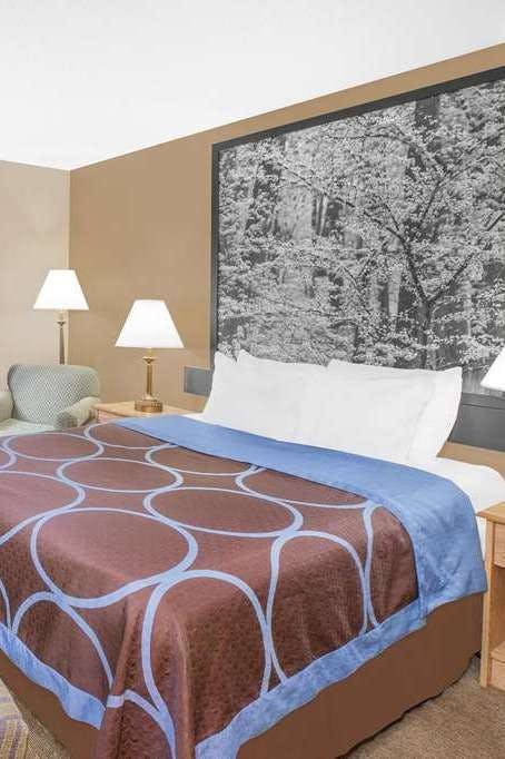 Hotel Super 8 by Wyndham Seville photo 1