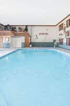 Hotel Super 8 by Wyndham Houghton Lake photo 4
