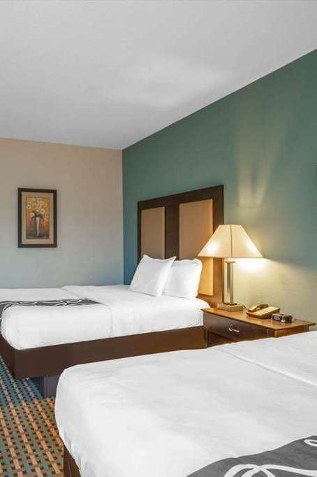 Hotel La Quinta Inn & Suites by Wyndham Ely photo 3