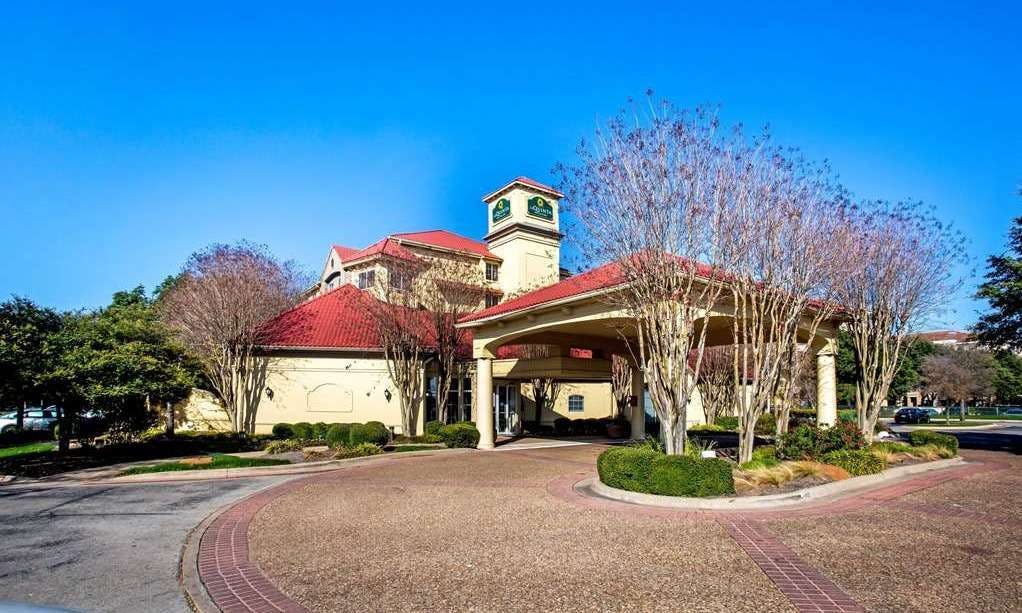 La Quinta Inn & Suites by Wyndham Austin Southwest
