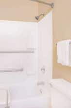 Hotel Days Inn Spartanburg Waccamaw photo 4