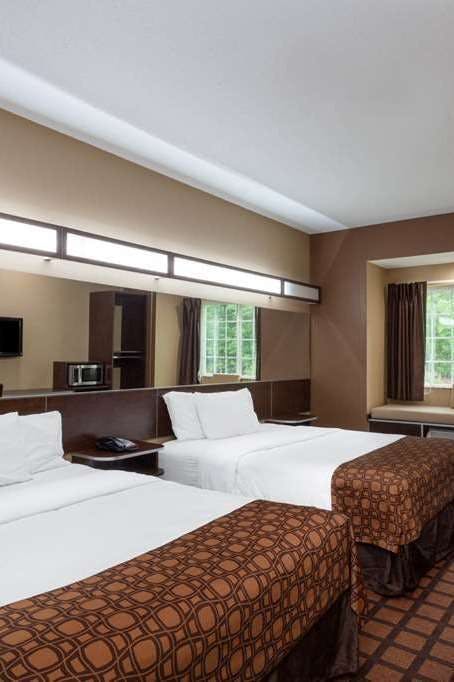 Hotel Microtel Inn & Suites by Wyndham Columbia/At Fort Jackson photo 2