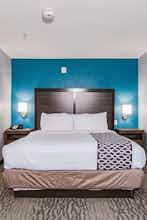 Hotel La Quinta Inn & Suites by Wyndham Tomball photo 1