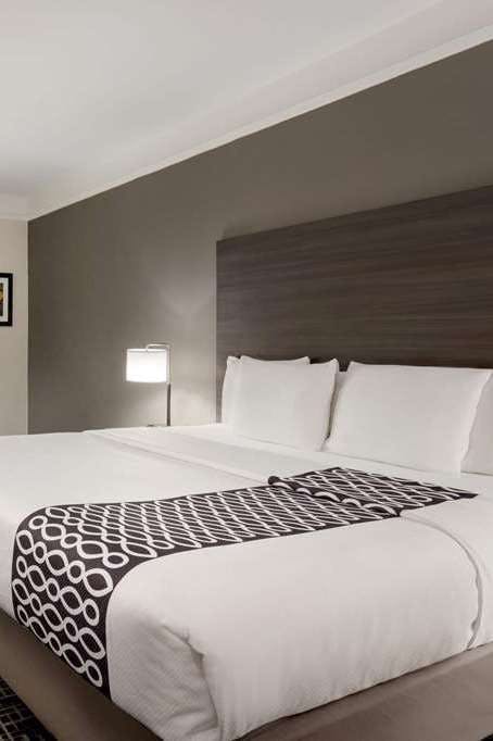 Hotel La Quinta Inn & Suites by Wyndham I-20 Longview South photo 2