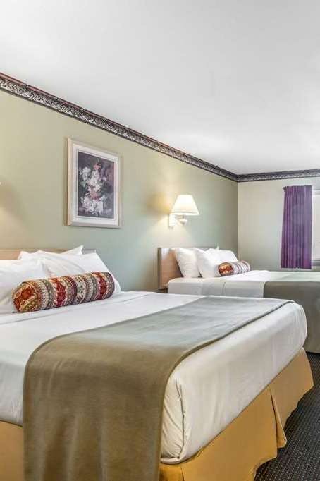 Hotel Days Inn by Wyndham Ellensburg photo 3