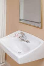 Hotel Super 8 Shipshewana IN photo 5