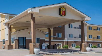 Super 8 by Wyndham Gillette