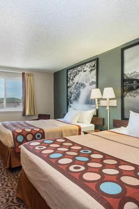 Hotel Super 8 by Wyndham Gillette photo 2