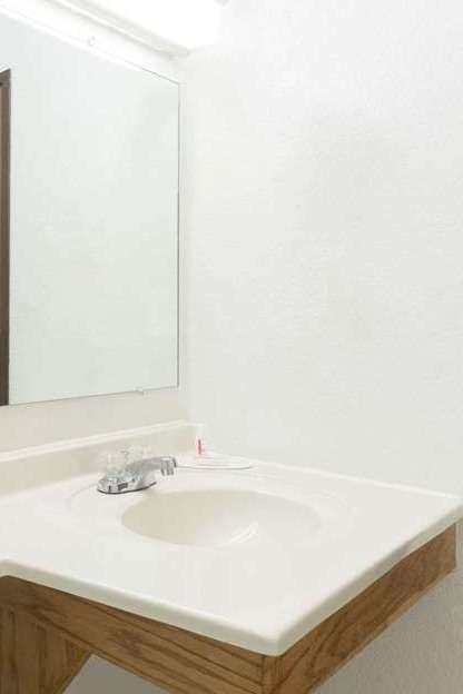 Hotel Super 8 by Wyndham Twinsburg/Cleveland Area photo 5