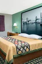 Hotel Super 8 Twinsburg/Cleveland A photo 2