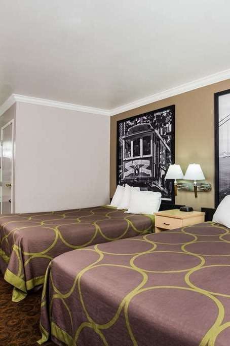 Hotel Super 8 Vacaville photo 2