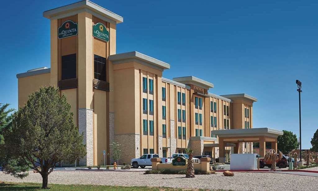 La Quinta Inn & Suites by Wyndham Carlsbad
