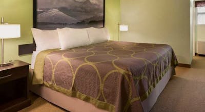 Super 8 by Wyndham Prince George