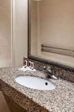 Hotel Days Inn and Suites Tyler photo 4
