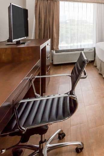 Hotel Baymont by Wyndham Lazaro Cardenas photo 3