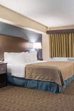 Hotel AmericInn by Wyndham Mounds View Minneapolis photo 1