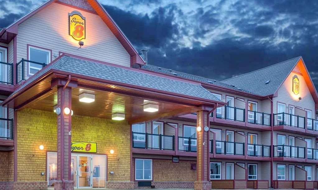 Super 8 by Wyndham Caraquet