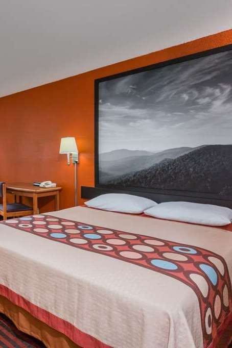 Hotel Super 8 by Wyndham Dumfries/Quantico photo 1