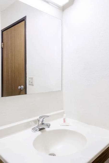 Hotel Super 8 by Wyndham Dumfries/Quantico photo 4