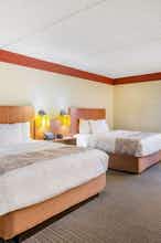 Hotel La Quinta Inn Ste Raleigh Cary photo 3
